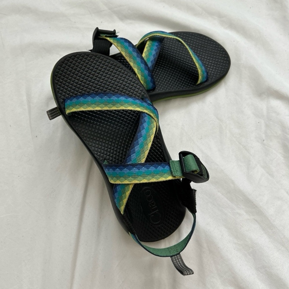 Kids Chacos size 3